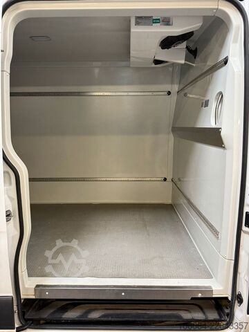 Kühltransporter MERCEDES-BENZ Sprinter 316 MAXI Kühlkasten Winter AC Automatik