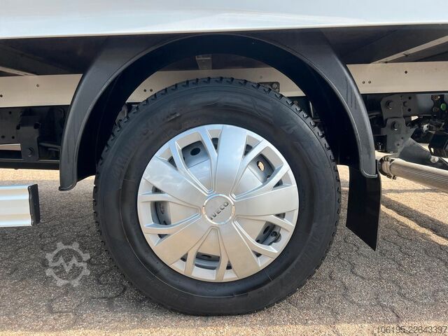 Transporter mit Koffer IVECO Daily 36-160 Koffer*Ladeboardwand*Garantie*1.HD