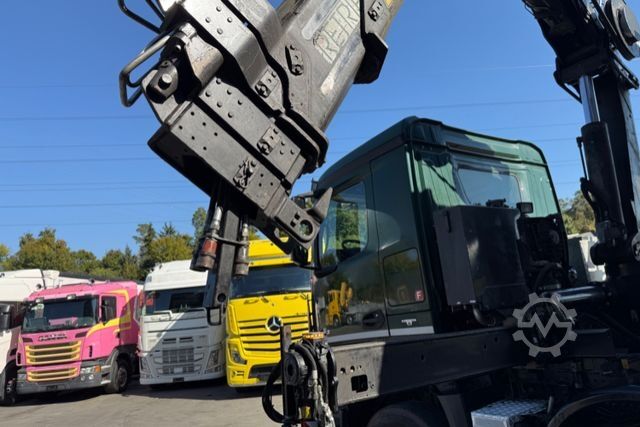 Tipper truck MERCEDES-BENZ Arocs 3242 8x4 Hiab 166-4