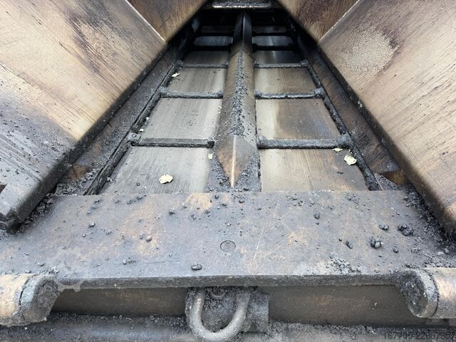 Wheeled asphalt paver Dynapac F121-4W (VB 805 TV)
