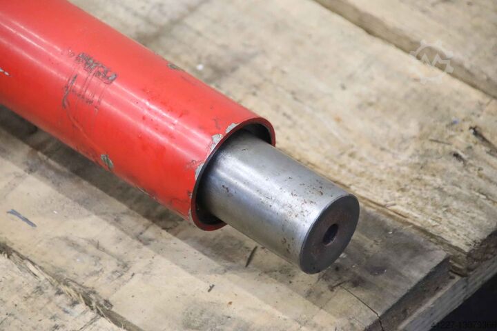 Hydraulic cylinder unbekannt Hub 1700 mm