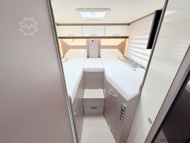 Teilintegriertes Wohnmobil BÜRSTNER Lyseo Harmony T 728 Einzelbetten-Hubbett-1.Hand