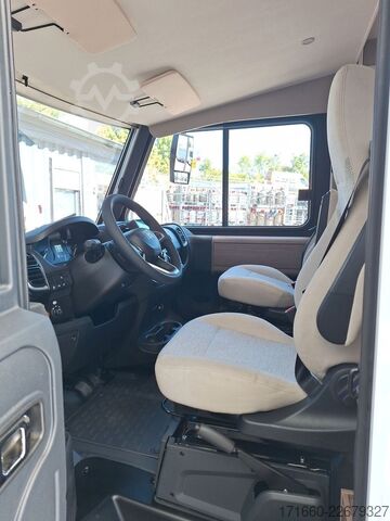 Integriertes Wohnmobil CARADO I 338 TV-Paket, Automatik, Combi 6 E