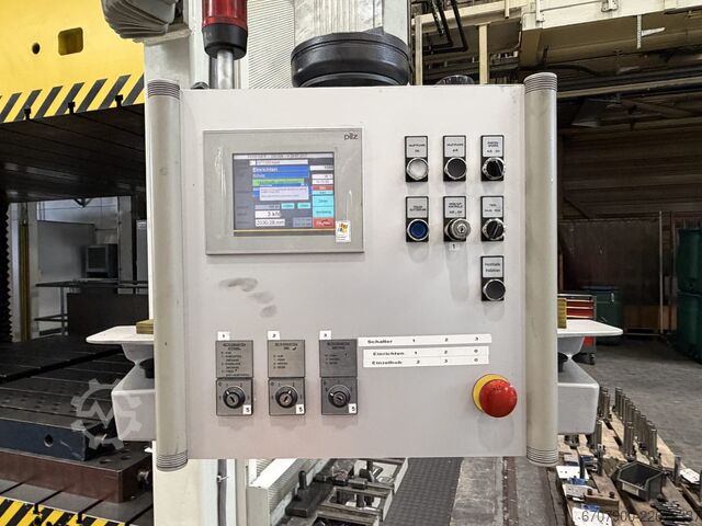 RASTER ZEULENRODA PYXS 500 – Hydraulic Try-Out-Press RASTER ZEULENRODA PYXS 500