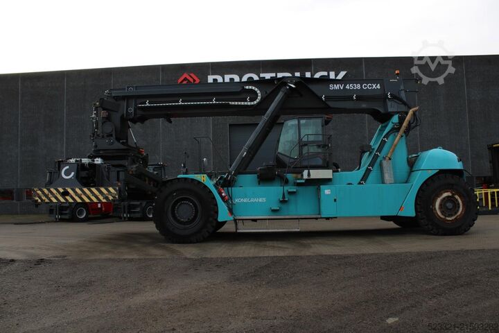 Reachstacker SMV 4538 CCX4
