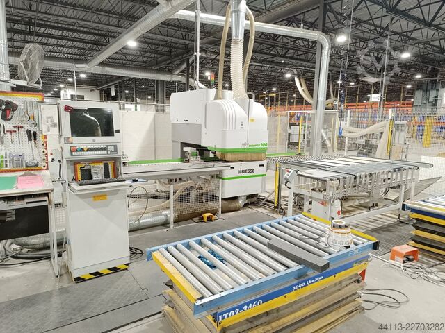 Flexibel CNC-Bearbeitungszentrum BIESSE Skipper 100