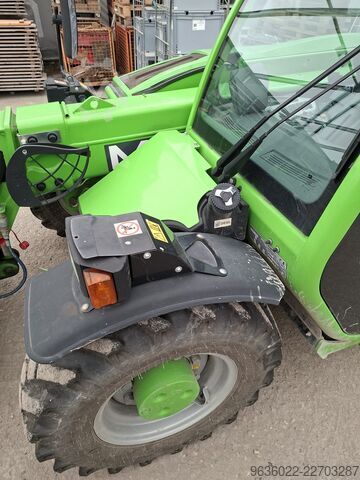 Teleskoparmstapler Merlo P27.6 Plus
