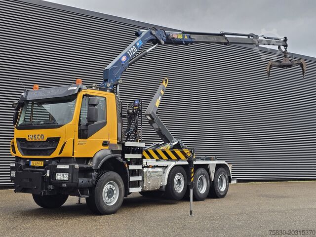 Hook arm system Iveco TRAKKER 380 8X6 / EURO 6 / CRANE + HOOKLIFT