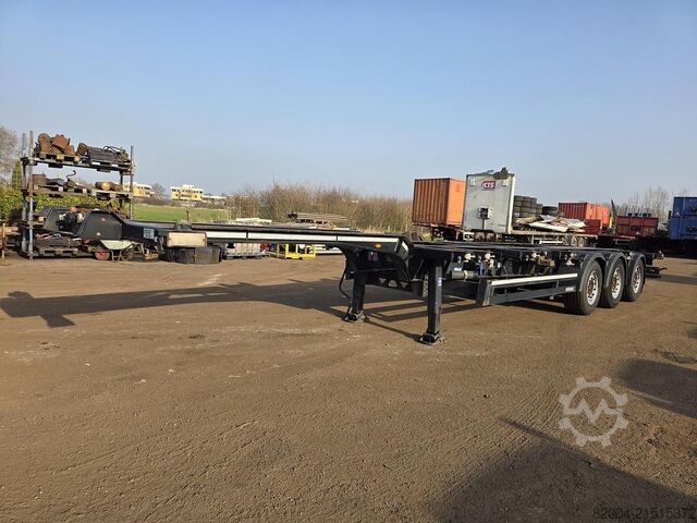Transport von Containern KÖGEL S24-2 | SAF DISC. | LIFT AXLE.
