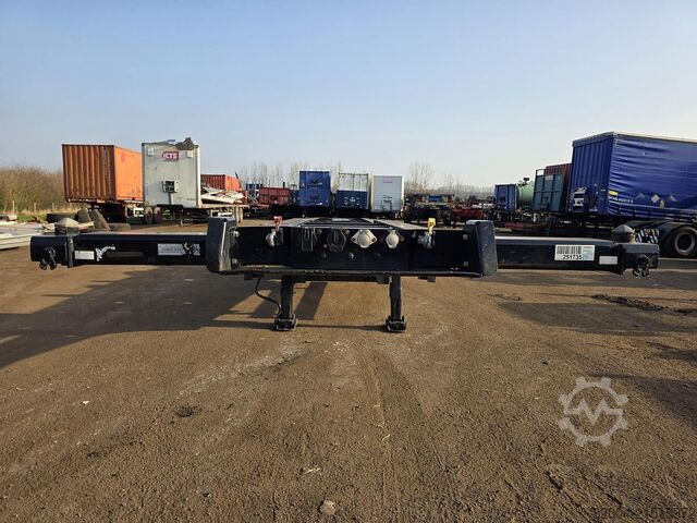 Transport von Containern KÖGEL S24-2 | SAF DISC. | LIFT AXLE.