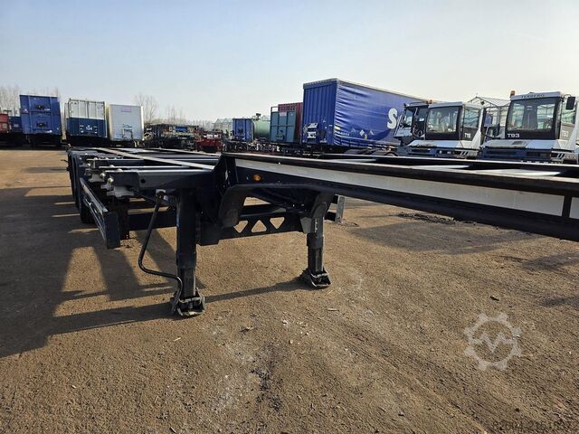 Transport von Containern KÖGEL S24-2 | SAF DISC. | LIFT AXLE.