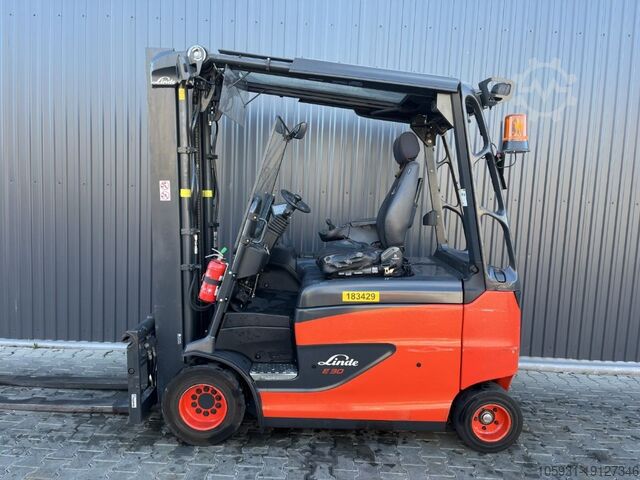 Electric 4-wheel forklift Linde E30RHL/600