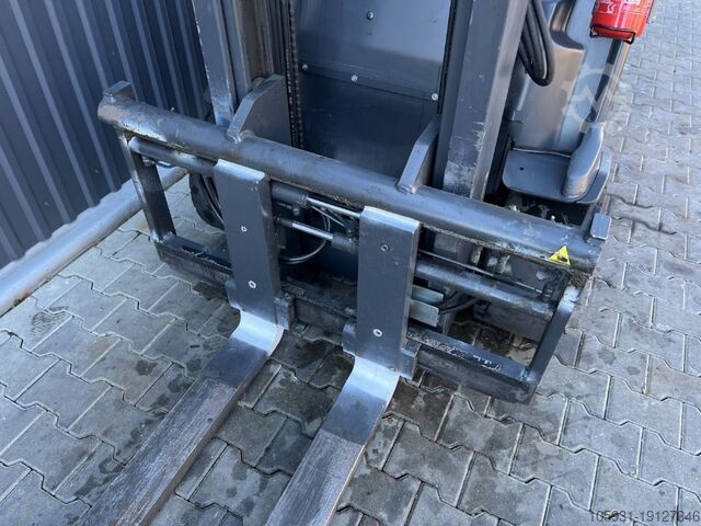 Electric 4-wheel forklift Linde E30RHL/600