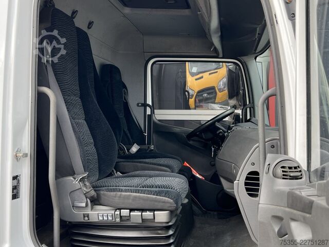 Refrigerator body van MERCEDES-BENZ Atego 816 6mCarrier Xarios 500 Diesel+StromEuro6