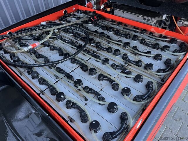 Elektro 4 Rad-Stapler Linde E25L-02