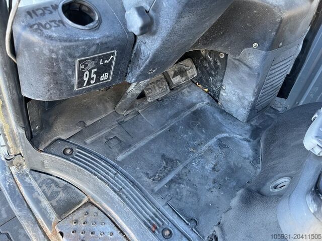 Treibgasstapler Linde H20T-01