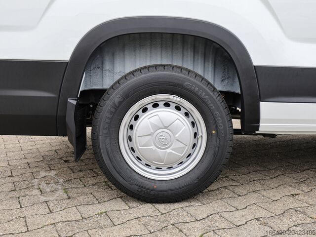 Panel van Maxus DELIVER 9