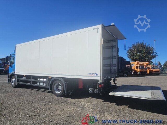 LKW mit Kofferaufbau Mercedes-Benz 1832 Isolierter Koffer 7.40m Doppelstock LBW1.5t