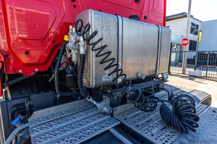 Standard tractor Mercedes-Benz ACTROS 2851 LLS - 6x4