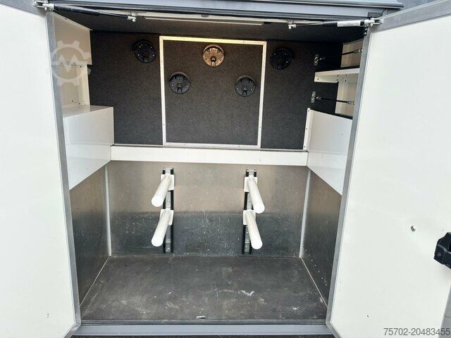 Viehtransporter LKW MAN TGX 26510 5-6 Pferde Popout, Wohnmobilzulassung