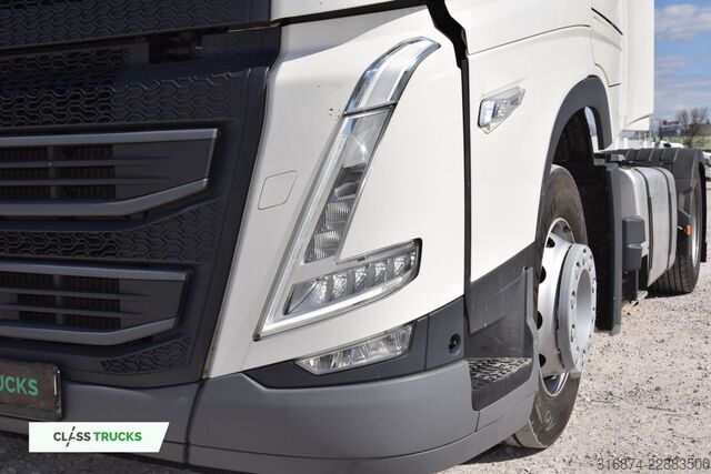 Standard tractor unit VOLVO FH 500 Globetrotter XL Varios