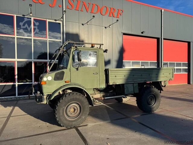Standard tractor Unimog U1300