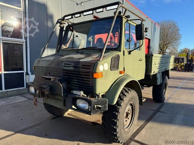 Standard tractor Unimog U1300
