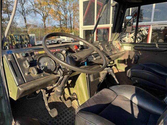 Standard tractor Unimog U1300