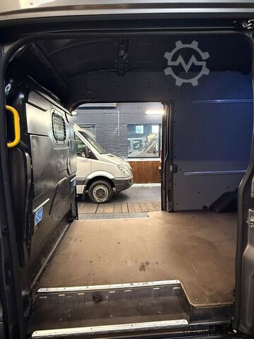 Kastenwagen FORD Transit Jumbo Maxi L4H3 Klima Tempomat R-CAM AHK