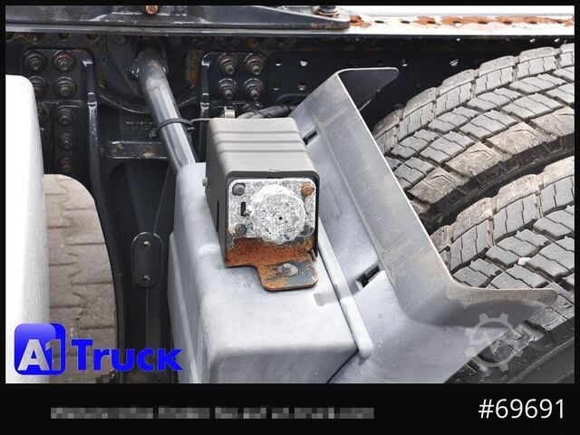 Standard SZM IVECO Stralis 420, ZF-Intarder 2x Tank,