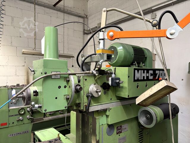 Tool room milling machine MAHO MH-C 700