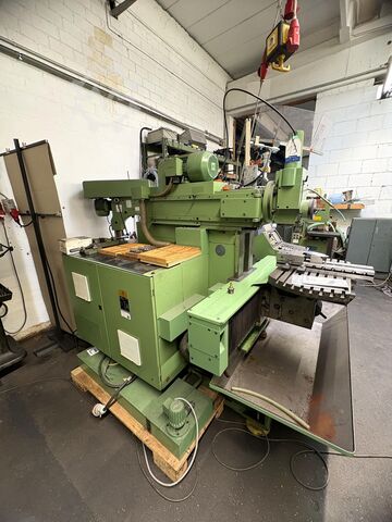 Tool room milling machine MAHO MH-C 700