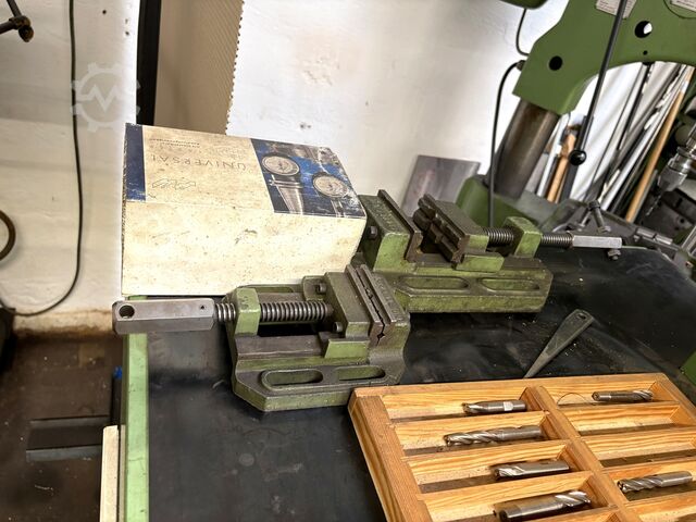 Tool room milling machine MAHO MH-C 700