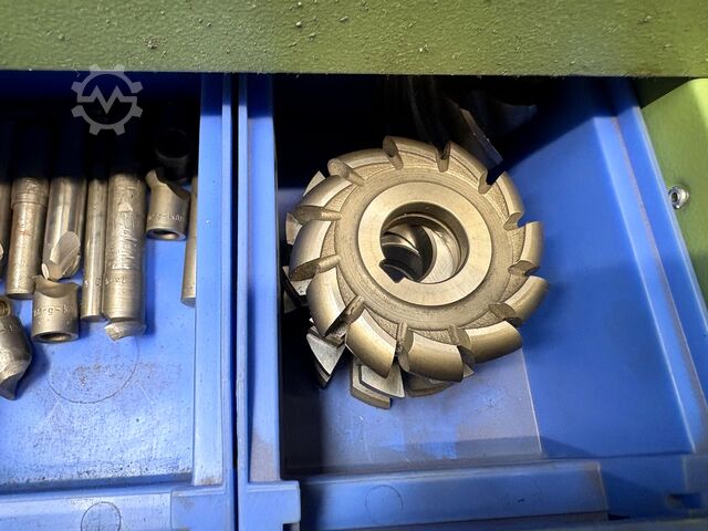 Tool room milling machine MAHO MH-C 700