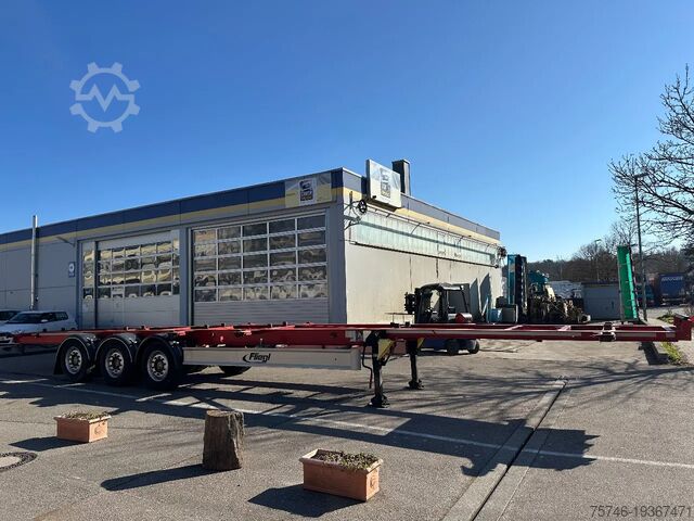 Containertransport Fliegl Containerchassis für 2 Wechselbrücken 15 m extr...