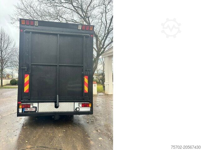 Cattle truck Volvo FL 408 3-4 Pferdetransporter