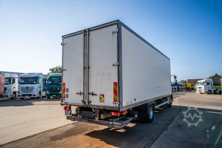 Box body RENAULT D WIDE 250 (16T)DXI +DHOLLANDIA
