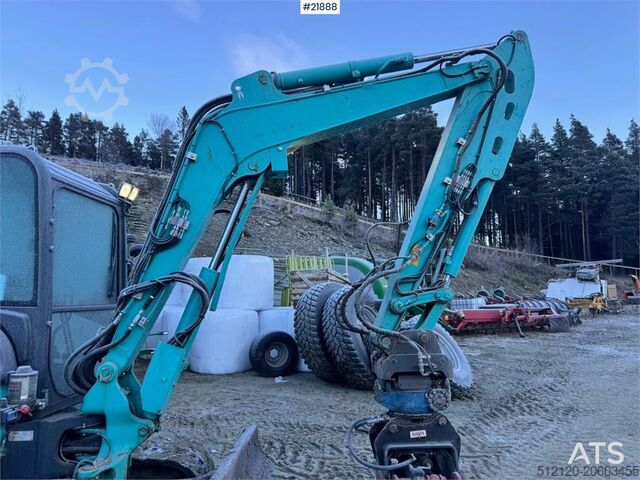 Crawler excavator Kobelco SK55SRX-6 with Rototilt and 3 buckets. 2330 hours!