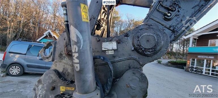 Crawler excavator Volvo ECR235 EL excavator w/ digging bucket, sanding buc