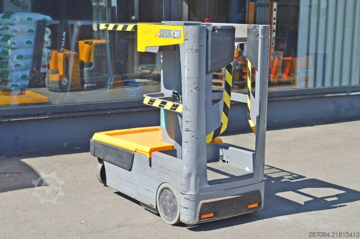 High level order picker Jungheinrich EKM 202