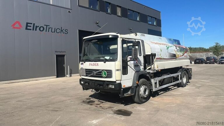 Tanker Volvo FL 220 (11000 L / MANUAL GEARBOX / 10 BOLTS / 1...