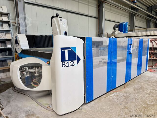Machining center Thibaut 812V4