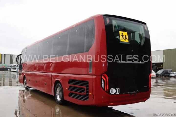 Coach MAN Lion's Coach C R10