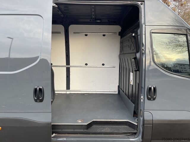 Panel van iveco Daily 35S21 Hi-Matic 3.0HPI *AHK*RFK*TEMPOMAT*