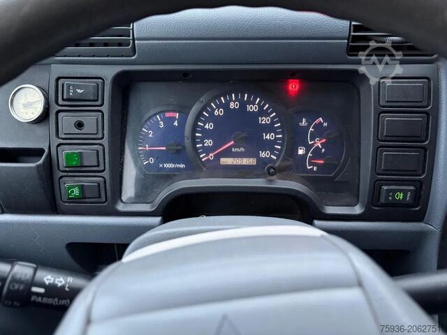 BE-SZM Mitsubishi Canter Be Trekker 9 Ton Totaal Gewicht Zwaailic...