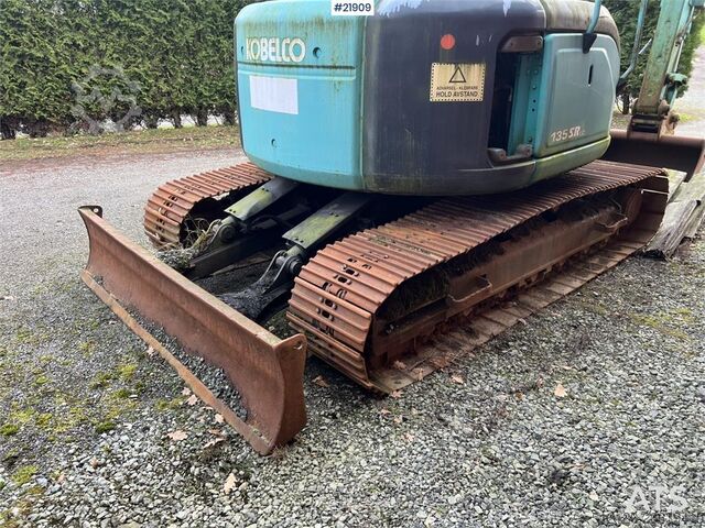 Crawler excavator Kobelco sk135SRLC w/ sanding bucket and digging bucket