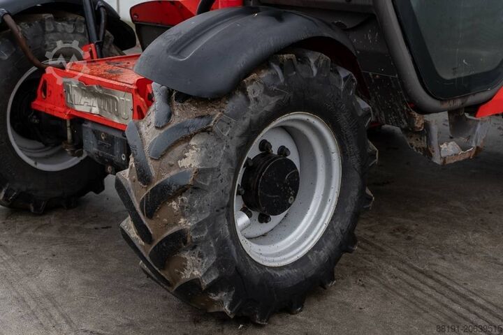 Agricultural telehandler Manitou MLT 629