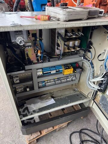 Industrial robot Yaskawa Motoman HP6 NX100