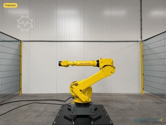 Refurbished Robot with 1 year warranty FANUC M-710iC/70