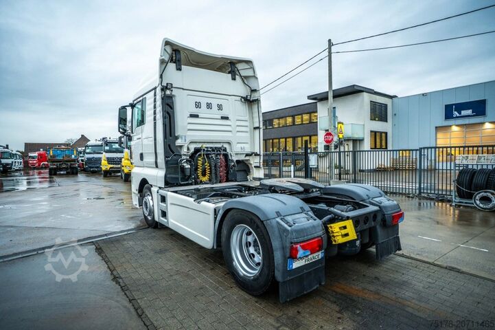 Standard-SZM MAN TGX 18.470 XLX + INTARDER